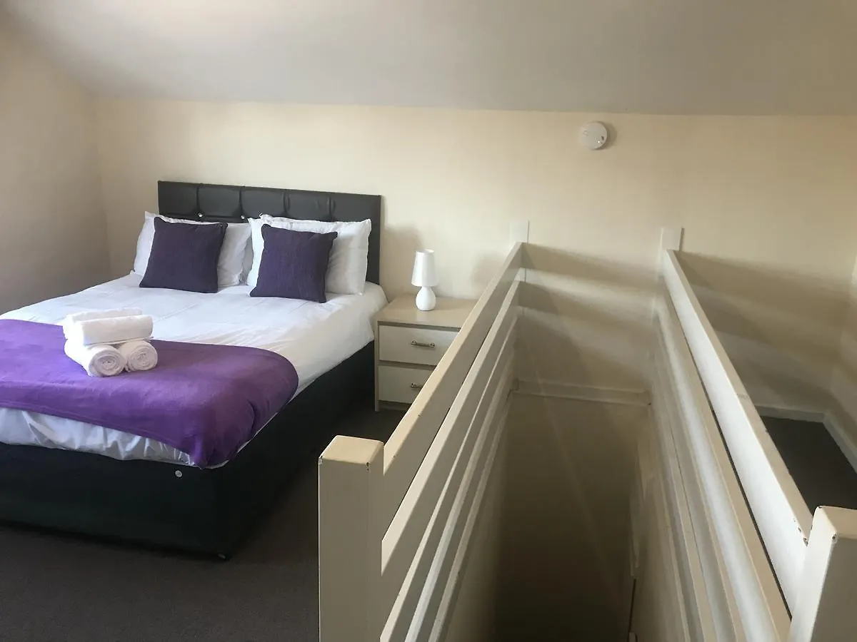 Tavistock House Hotel Luton  3*, Luton (Bedfordshire)