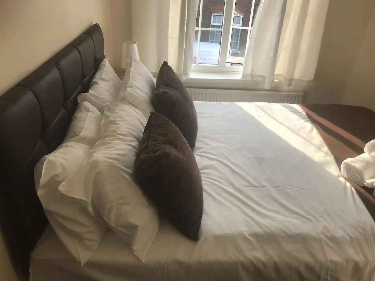 Tavistock House Hotel Luton  Guest house Luton (Bedfordshire)